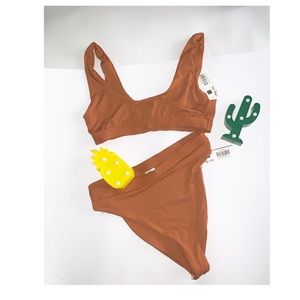 Two piece high waisted bottoms bathing suit (New)